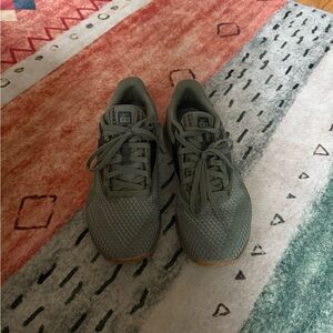 Reebok Women (7.5) or  Men's (5.5) Olive Athletic Lifting Shoes